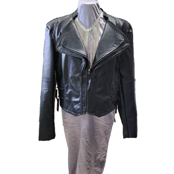 *New Low Price* Black Convertible PU Fashion Zipper Jacket - Picture 2 of 6